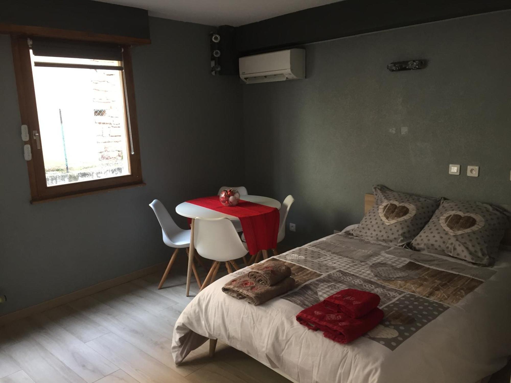 Grande Chambre Climatisee 1 A 4 Couchages Wasselonne Exteriör bild