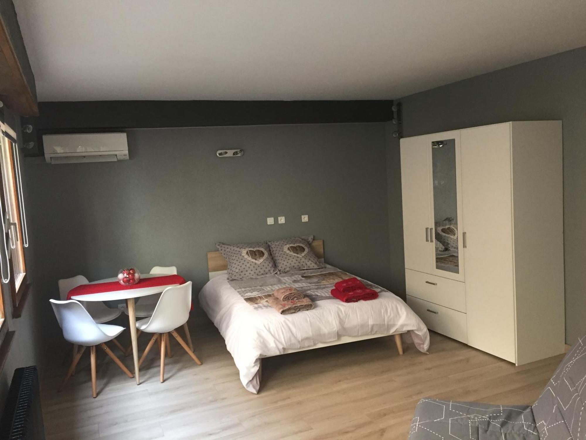 Grande Chambre Climatisee 1 A 4 Couchages Wasselonne Exteriör bild
